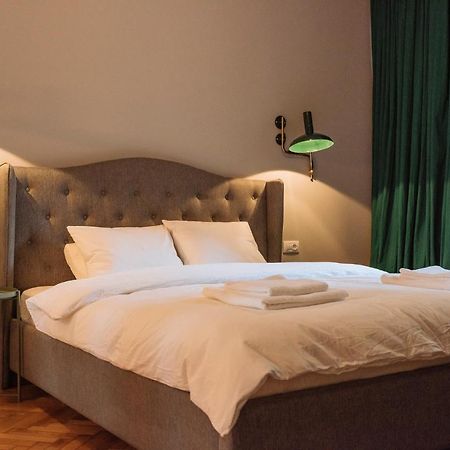 Brezoianu Spacious Flat Bukarest Exterior foto